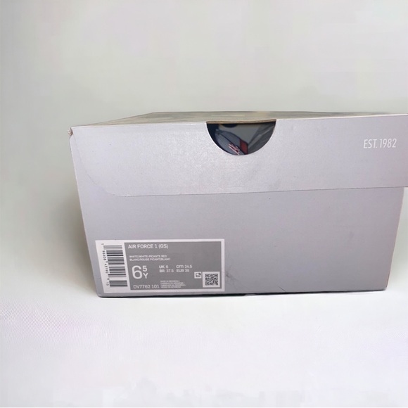 AIR FORCE 1 GS - Picture 4 of 5